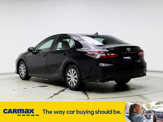 2022 toyota camry hybrid le