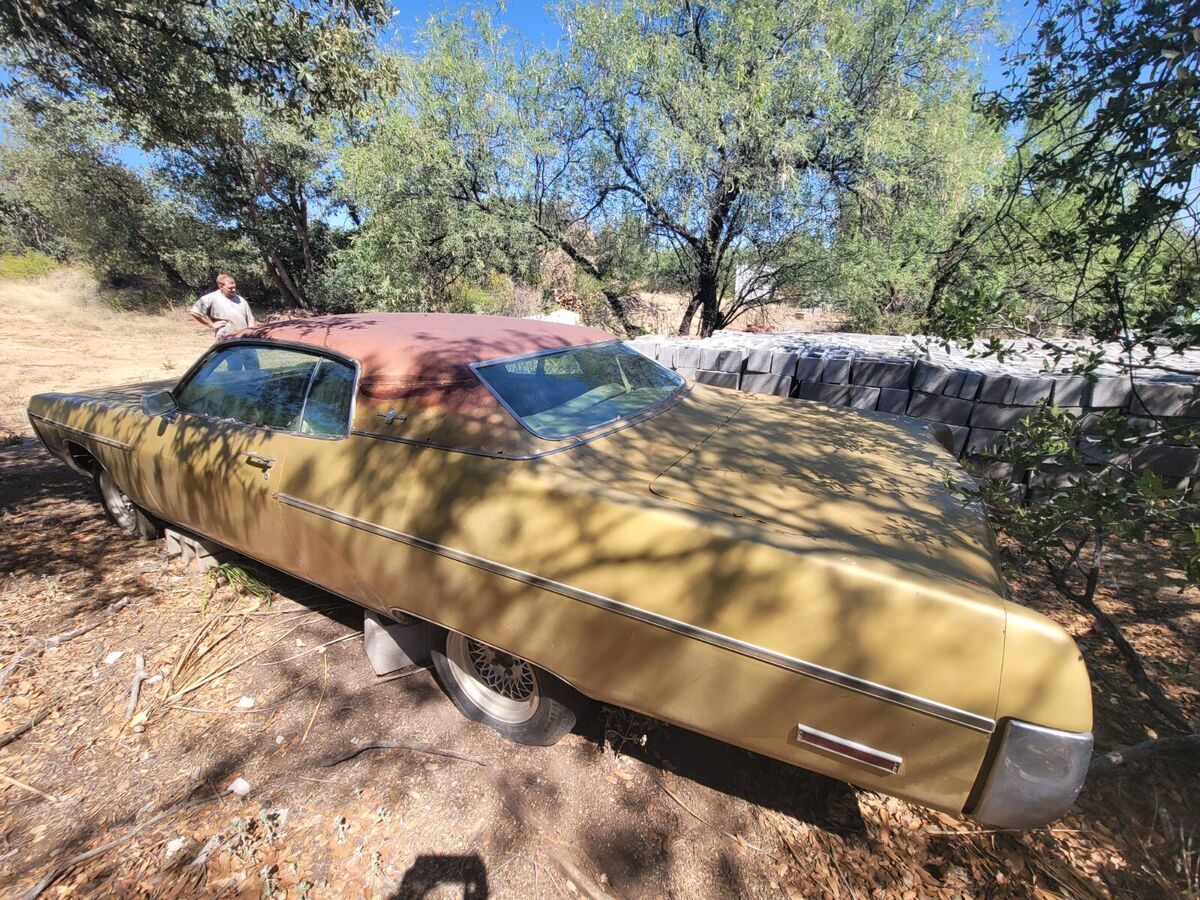 1972 plymouth gran fury coupe