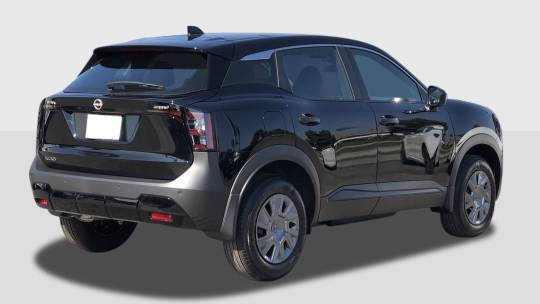 2025 Nissan Kicks