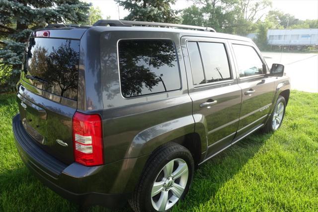 2017 jeep patriot latitude