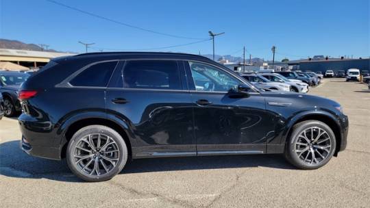 2025 Mazda CX-70