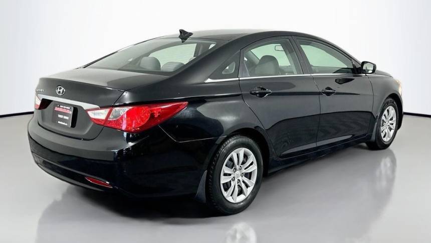 2011 hyundai sonata gls