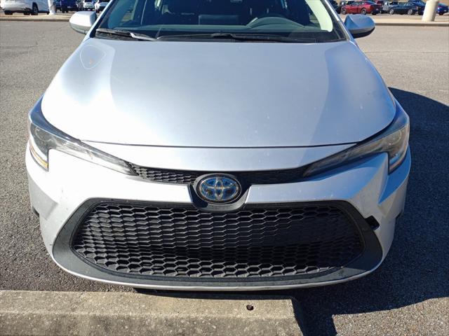 2022 toyota corolla hybrid le