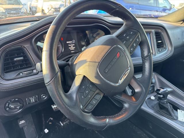 2023 dodge challenger sxt