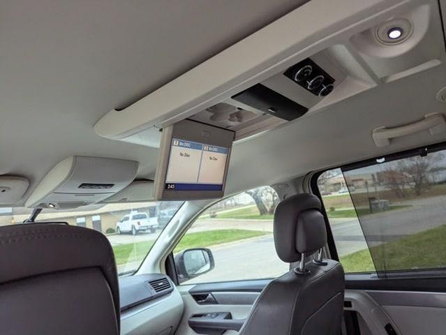2012 volkswagen routan se