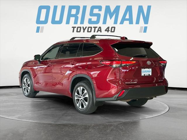 2022 toyota highlander xle