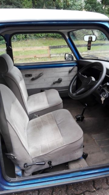 1989 mini automatic very low mileage with free shipping