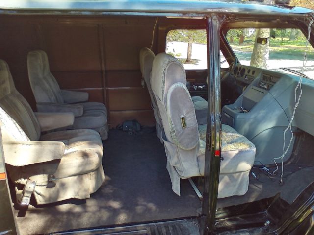 a-team van replica 79' gmc vandura