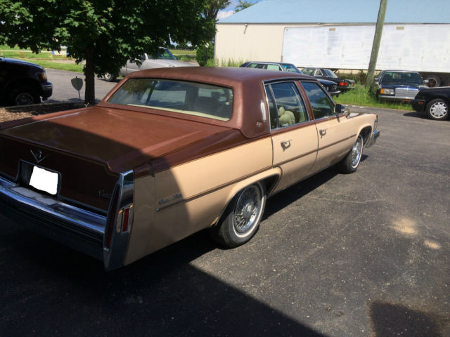 1978 cadillac deville d'elegance sedan 4-door 7.0l