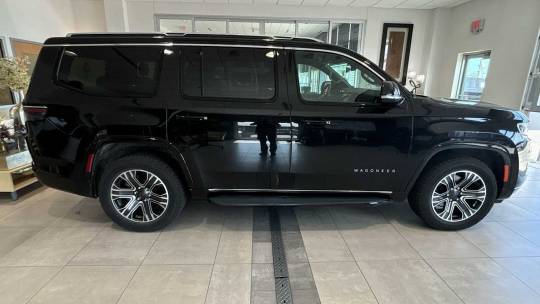 2023 Jeep Wagoneer