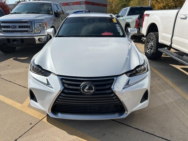 2017 lexus is 300 base