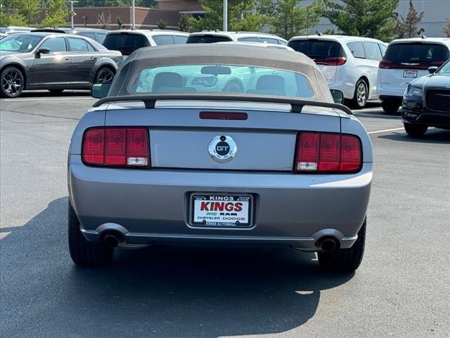 2006 ford mustang gt