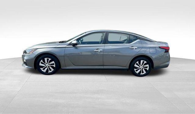 2022 nissan altima s fwd