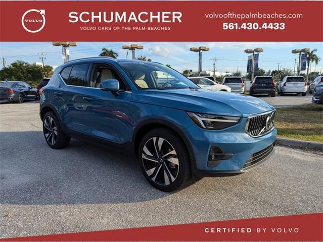 2023 volvo xc40 b5 ultimate bright theme