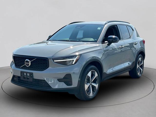 2024 volvo xc40 b5 core