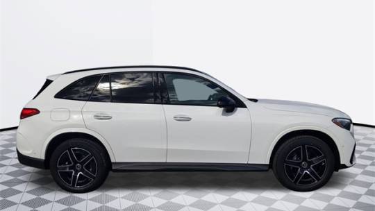 2025 Mercedes-Benz GLC