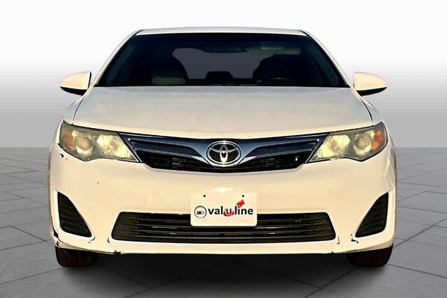 2013 toyota camry le
