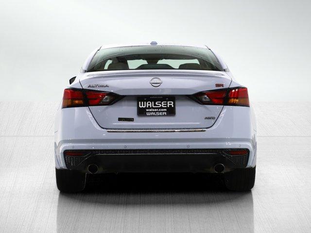 2023 nissan altima 2.5 sr