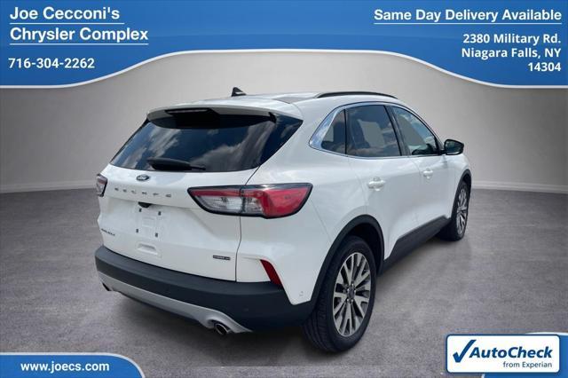 2021 ford escape titanium