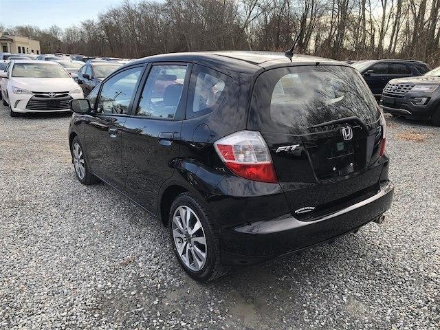 2013 honda fit sport sport 4dr hatchback 5a for sale in horseneck beach, massachusetts