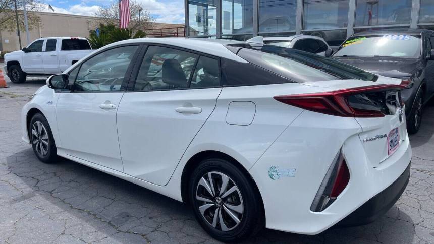 2017 toyota prius prime premium