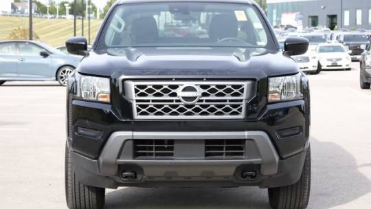 2023 nissan frontier sv