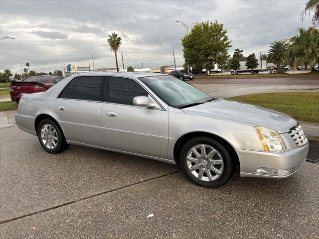 2011 cadillac dts premium collection