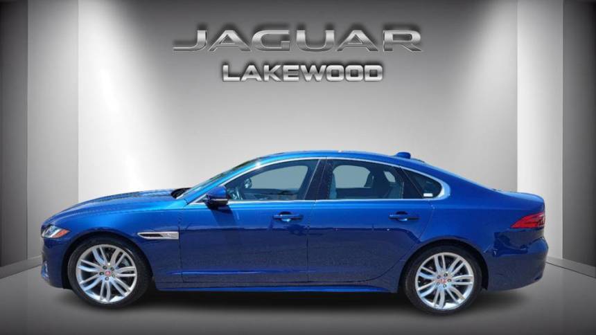 2023 jaguar xf p300 r-dynamic se