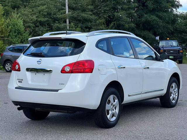 2014 nissan rogue select s