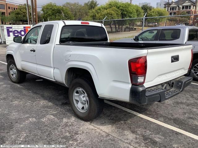 2022 toyota tacoma sr