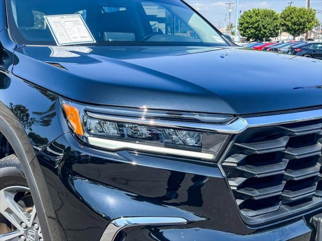2023 honda pilot awd ex-l 8 passenger
