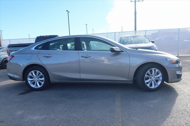 2022 chevrolet malibu fwd lt