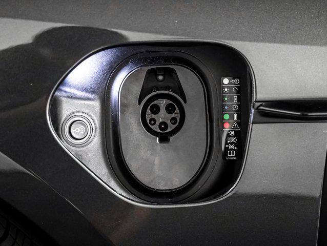 2025 porsche taycan 4s
