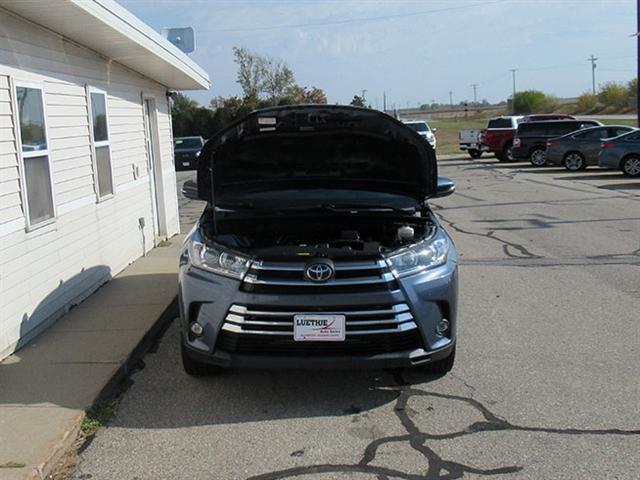 2019 toyota highlander limited platinum