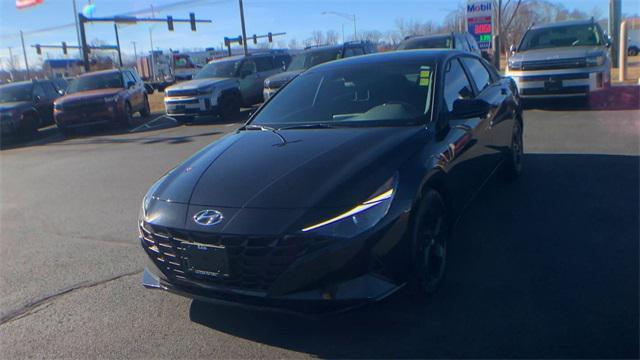 2023 hyundai elantra hev blue
