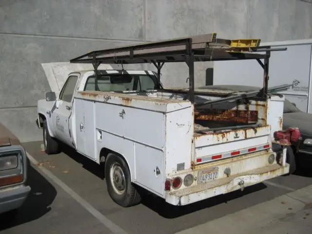 1987 chevy custom deluxe 20 w/ utility body & rack. not running