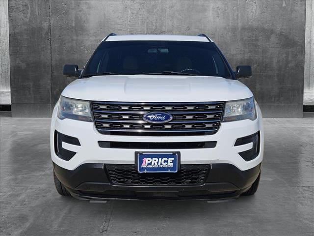2017 ford explorer base
