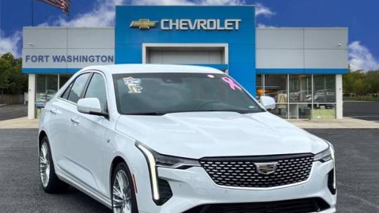 2023 Cadillac titanium