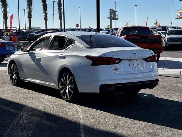 2022 nissan altima sr fwd