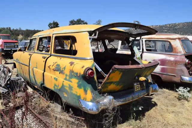 1952 ford country squire station wagon