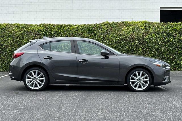 2017 mazda mazda3 grand touring
