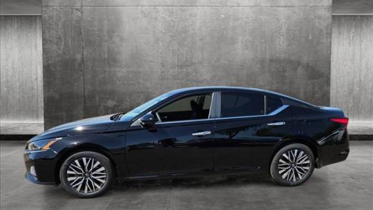 2025 Nissan Altima