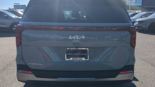 2025 Kia Carnival