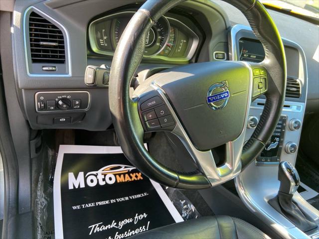 2017 volvo xc60 t5 dynamic