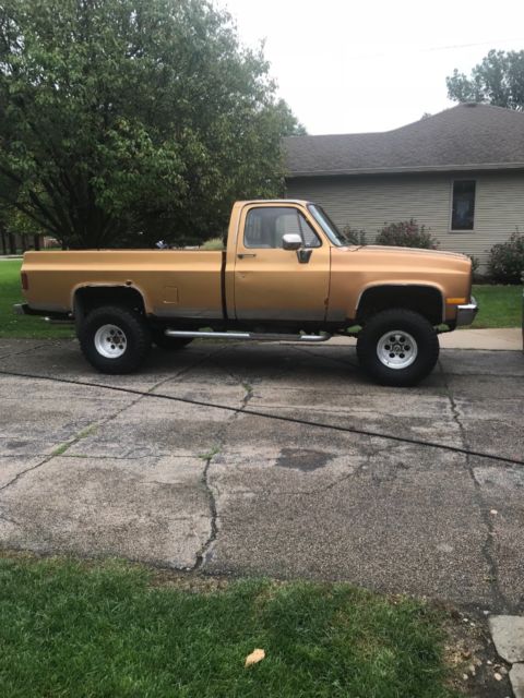 87 chevy pick up 4x4 fuel injected