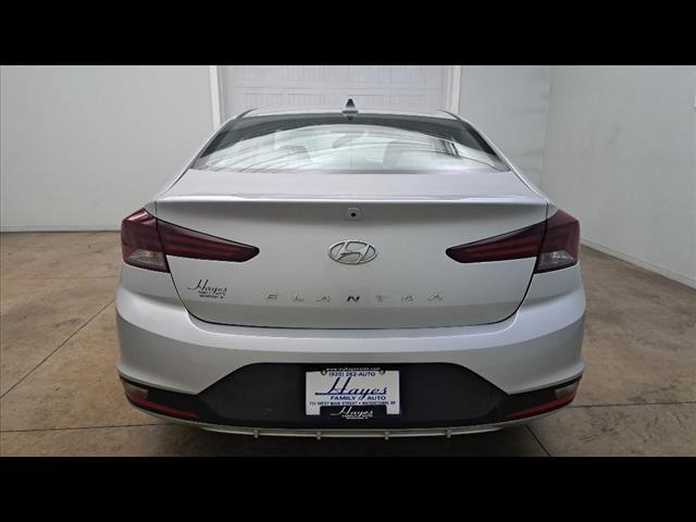 2019 hyundai elantra sel
