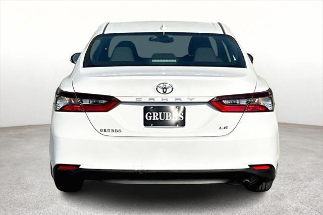 2023 toyota camry le