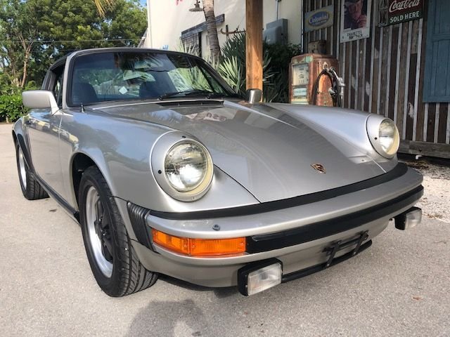 porsche 911 carrera targa