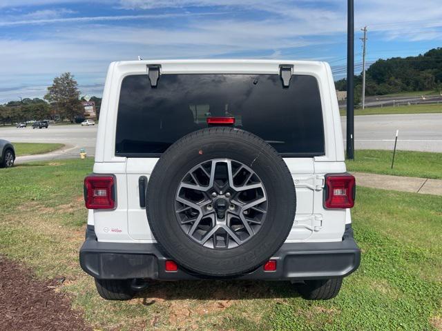 2024 jeep wrangler 4-door sahara 4x4