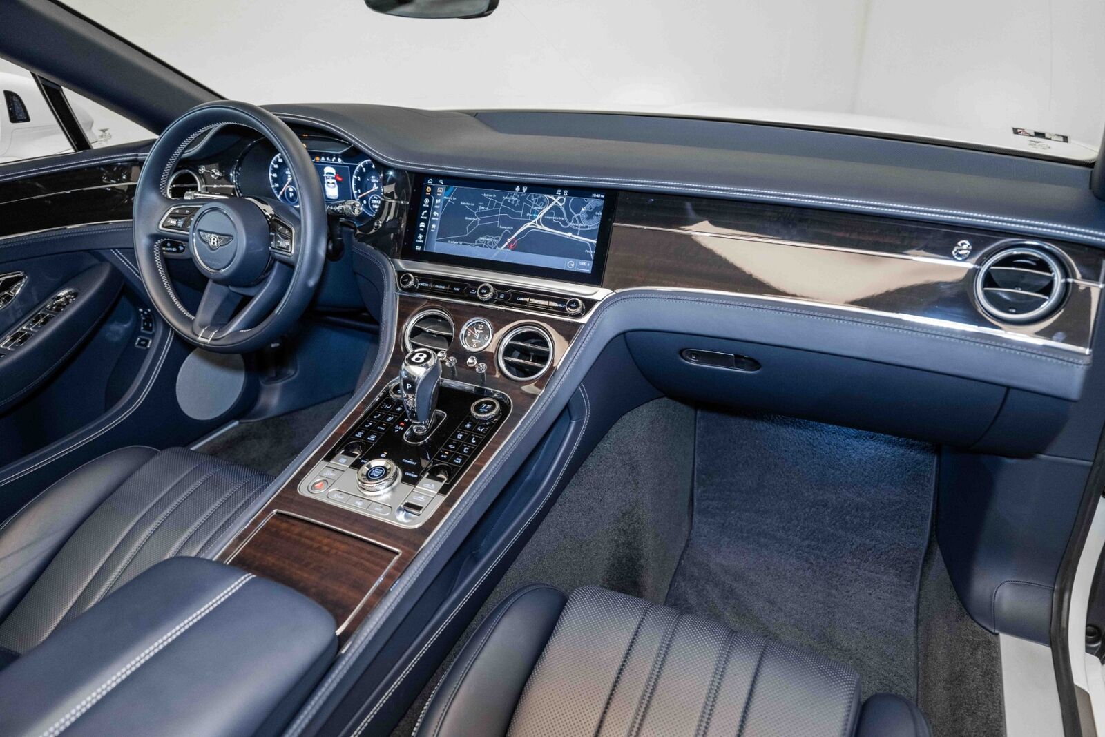 2021 bentley continental gt v8 convertible